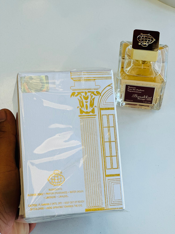 ادکلن شرکتی باکارات رژ سفید