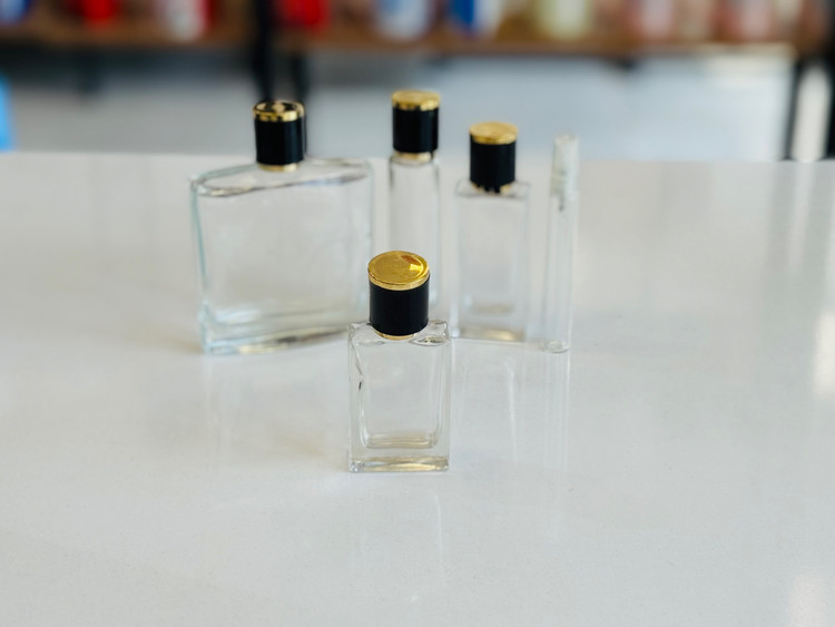 عطر ویکتوریا سکرت بامشل