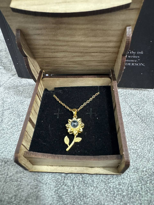 گردنبند دوستت دارم به صد زبان دنیا طرح گل